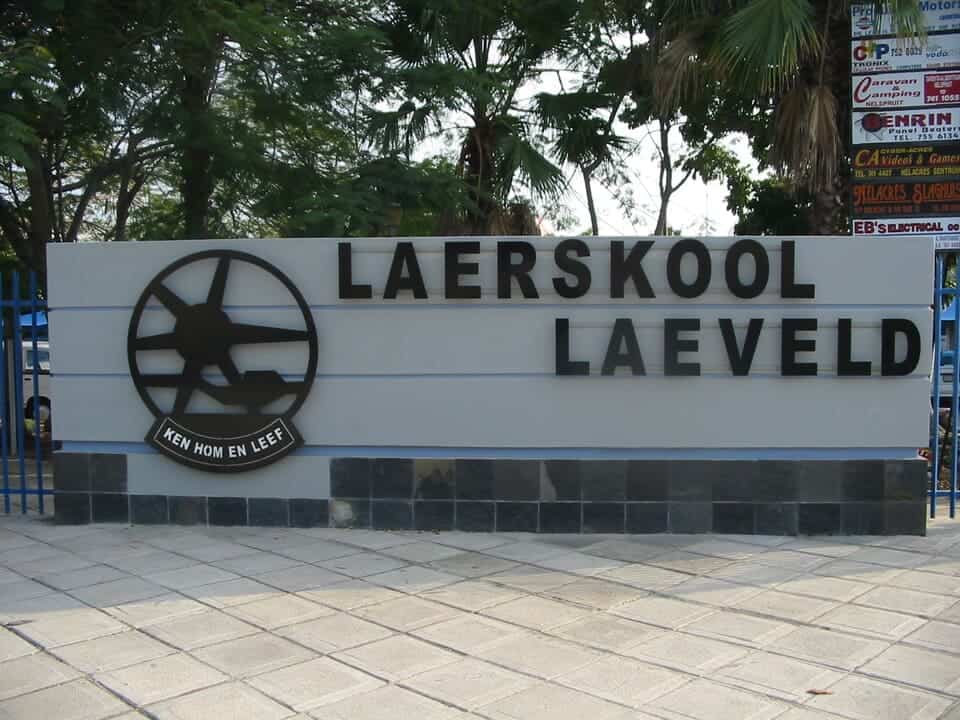 bouwerk by Laerskool Laeveld