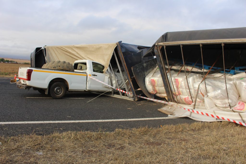 vier voertuie BOTS OP N4